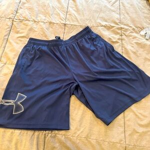 Under Armour Men's Navy Shorts size XL
